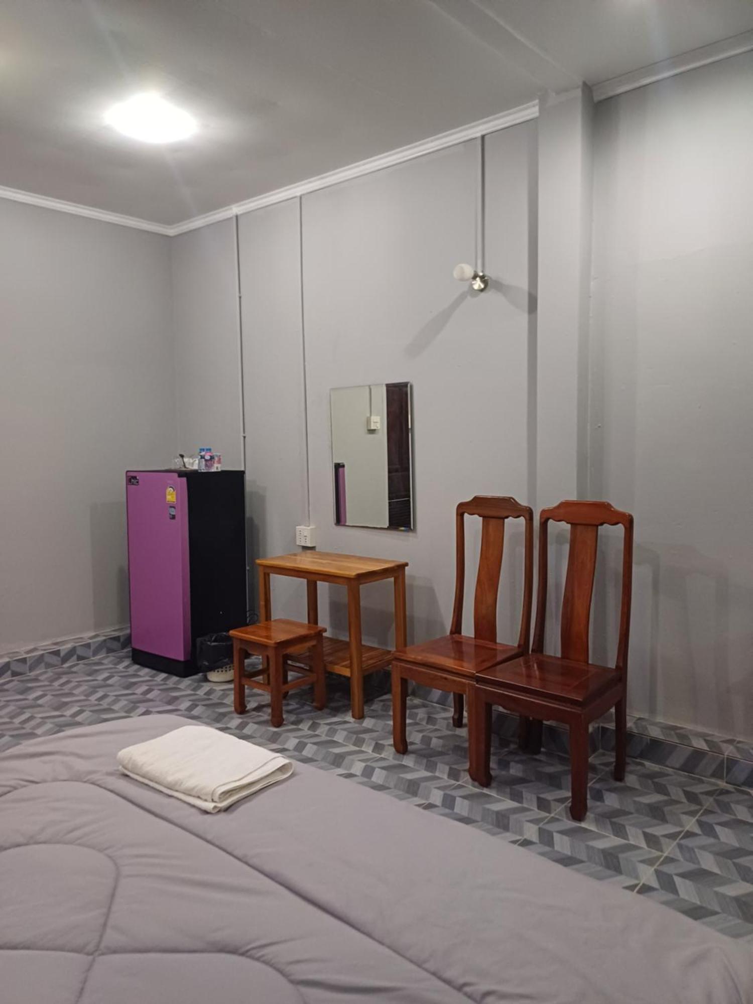 Erawan Guesthouse ปากเซ ภายนอก รูปภาพ