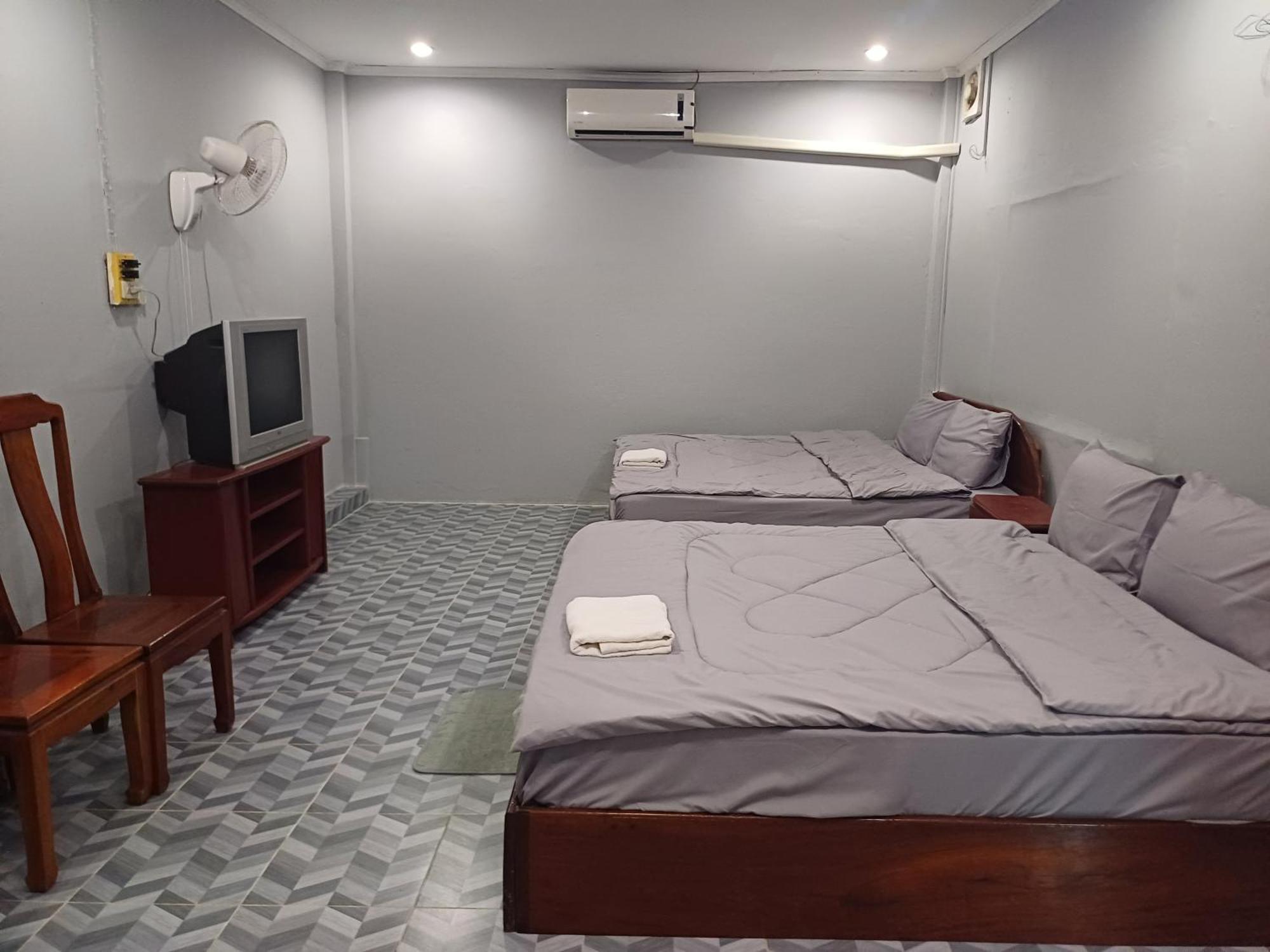 Erawan Guesthouse ปากเซ ภายนอก รูปภาพ